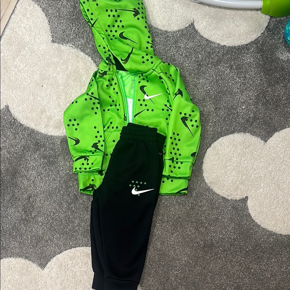 Nike Kids Green and Black Tracksuit